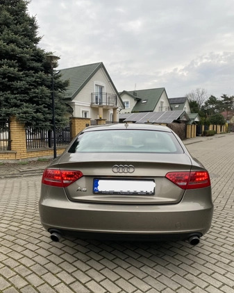 Audi A5 cena 54000 przebieg: 188832, rok produkcji 2011 z Legionowo małe 277